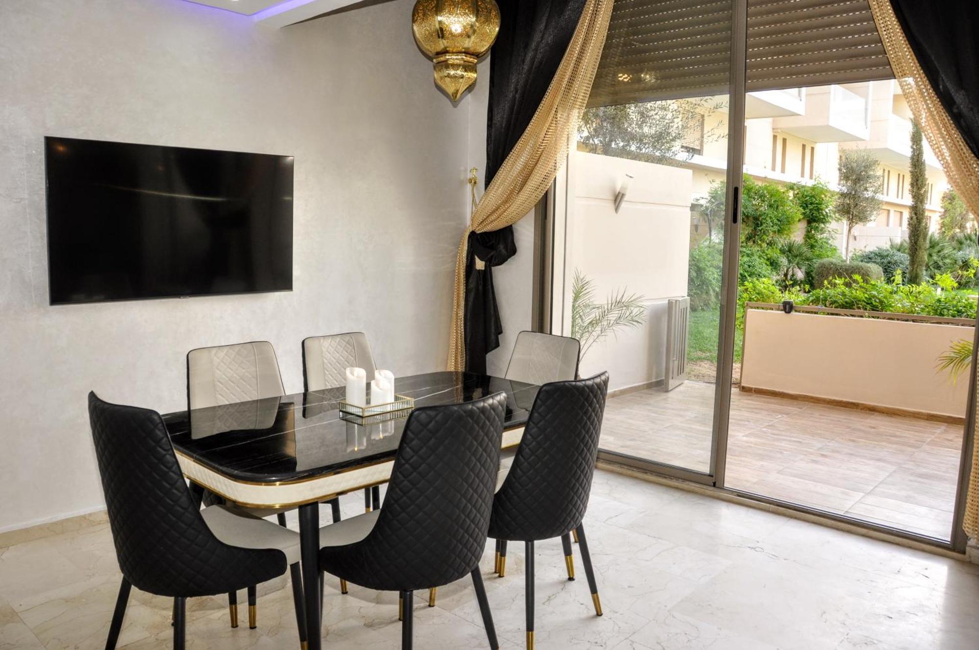 Royal Deluxe Gold - Marrakech, Luxe Pool View Lejlighed Marrakesh Eksteriør billede